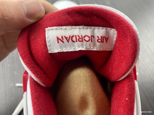 HYPE Jordan Alternate 89 Retro Air 4 308497-106 0814